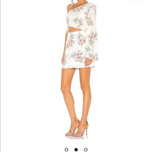 Superdown Essie One Shoulder Dress in White Floral